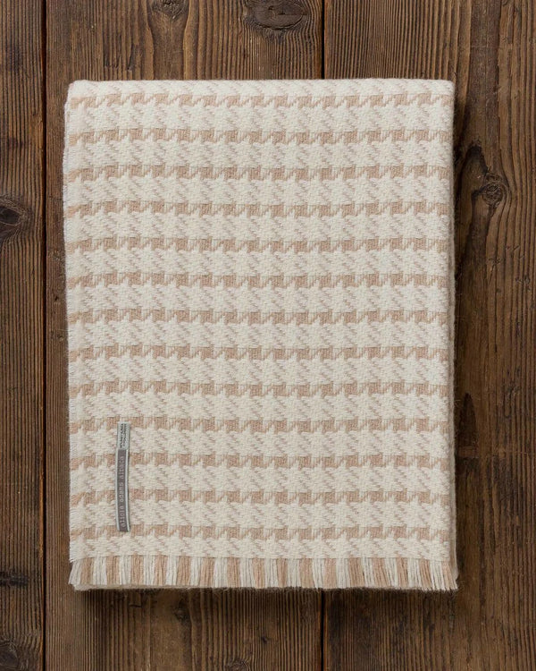 alicia adams alpaca kingston throw, alpaca blanket, alpaca throws and blankets, 100 alpaca blanket, houndstooth alpaca throw, oatmeal alpaca throw