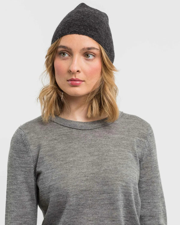 Alicia Adams Alpaca Blaine Hat, alpaca hat, alpaca beanie hat, alpaca hat mens, alpaca vs cashmere, black alpaca beanie hat