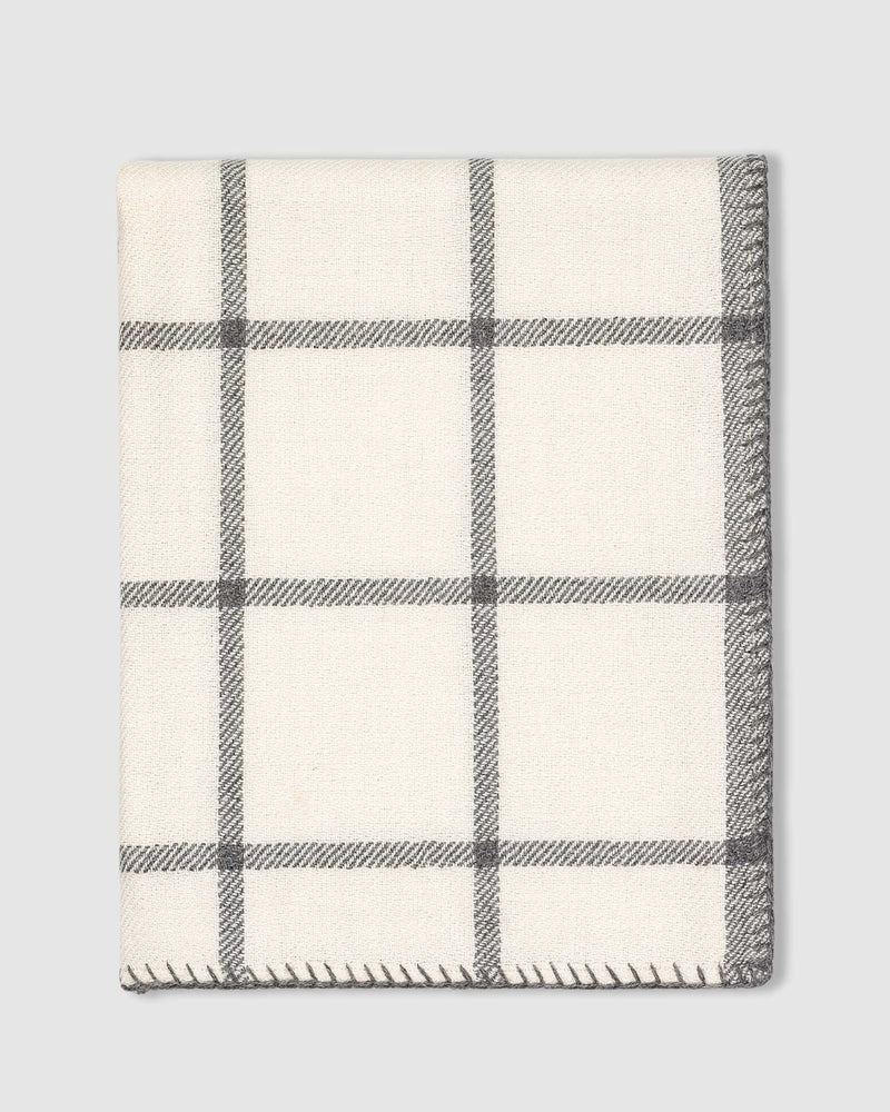 Graydon Throw