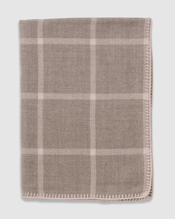 Graydon Throw