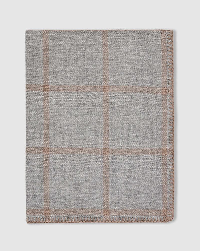 Graydon Throw