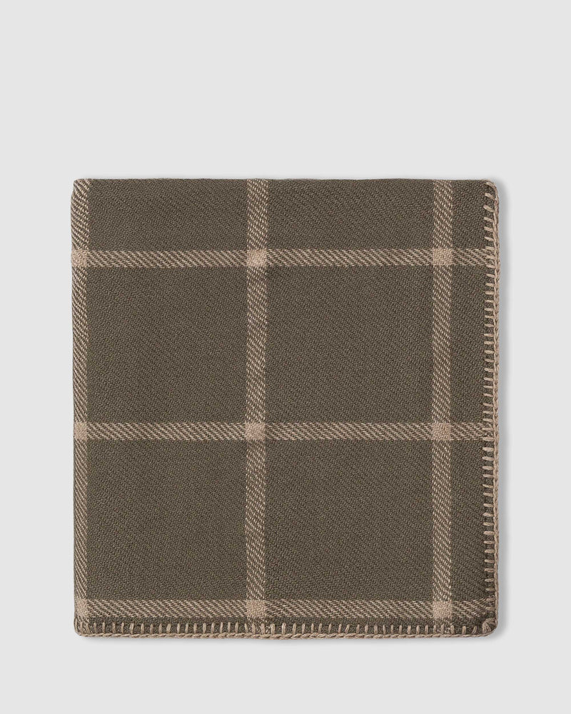 Graydon Throw