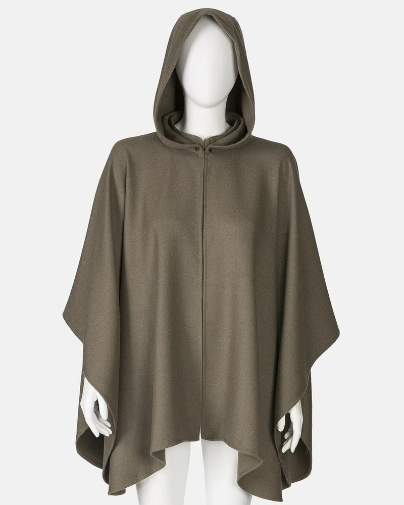 Alicia Adams Alpaca Mao Cape, alpaca poncho cape for women, alpaca poncho, alpaca clothing, alpaca cape, alpaca vs cashmere, moss alpaca cape