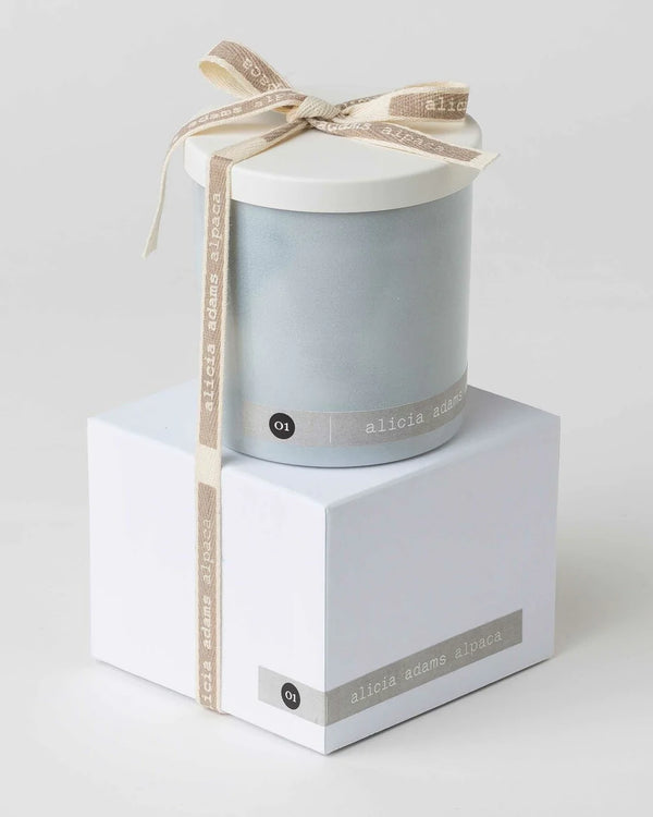 alicia adams alpaca home fragrance, alicia adams alpaca candle, luxury room candle, luxury home fragrance, candle gift with bow, candle gift in box
