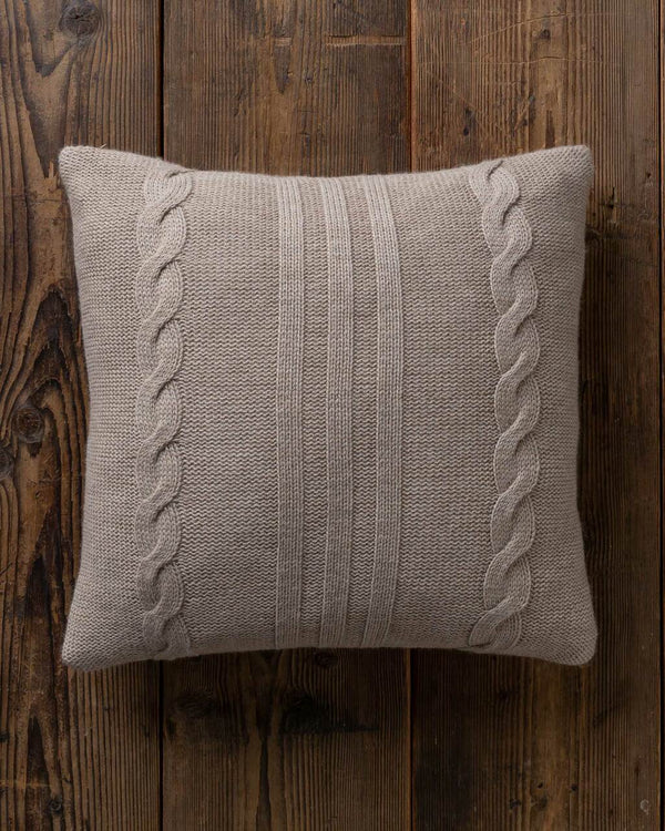 alicia adams alpaca jackson pillow, alpaca pillow, alpaca throw pillow, alpaca decorative pillow, alpaca vs cashmere, light beige alpaca pillow