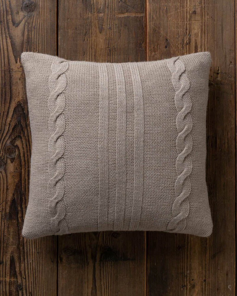 alicia adams alpaca jackson pillow, alpaca pillow, alpaca throw pillow, alpaca decorative pillow, alpaca vs cashmere, light beige alpaca pillow