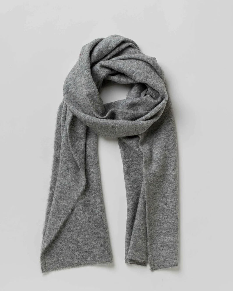 Alicia Adams Alpaca Blaine Scarf, 100 baby alpaca scarf, baby alpaca scarf, alpaca scarf peru, alpaca scarf, alpaca vs cashmere, light grey alpaca scarf